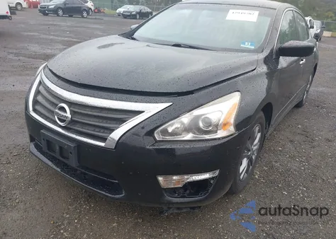 2015 Nissan Altima 2.5 S z USA, uszkodzony, nr VIN 1N4AL3AP2FC472125
